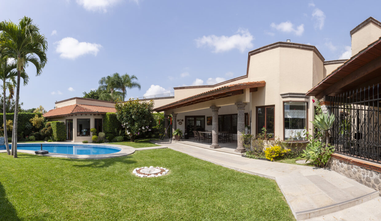 _T2B8831-Pano